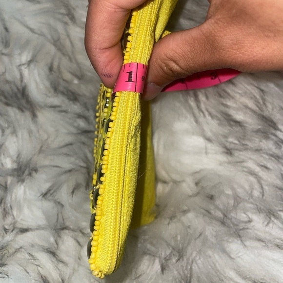 Beaded phone bag crossbody Yellow pouch travel bag vacation bag summer bag - Picture 14 of 16